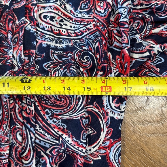 Roz & Ali Red and Black Paisley Blouse - Picture 9 of 10